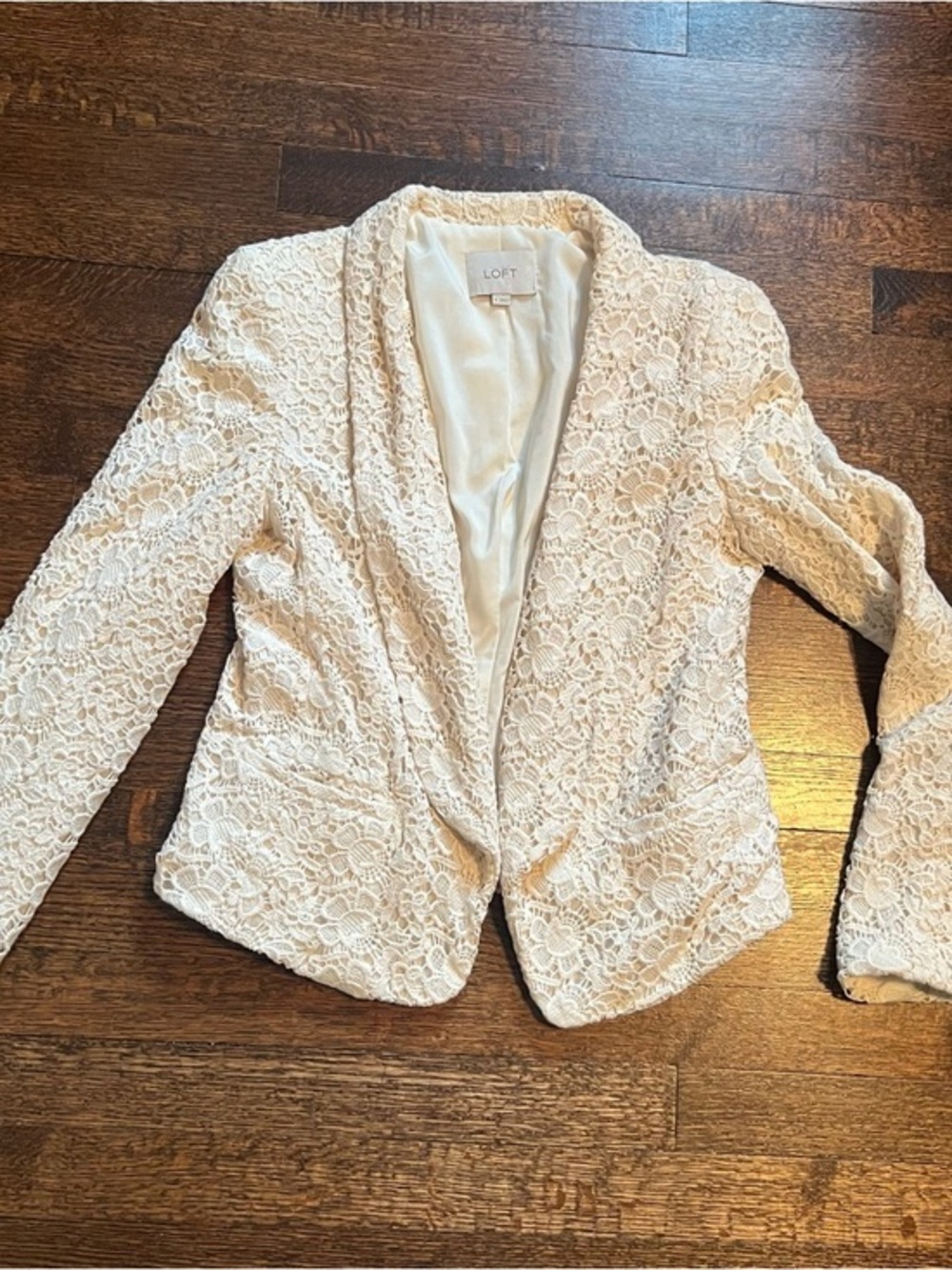 Loft creamy white lace blazer size 6